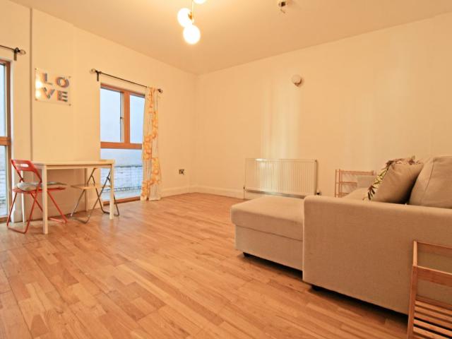 Hackney Road, London E2, 2 bed flat to rent, £2,600 pcm | PrimeLocation