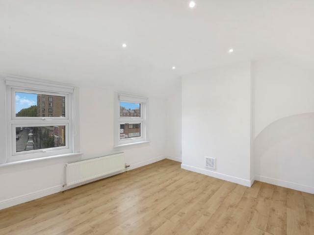 Hackney Road, London E2, 2 bed property to rent, £2,000 pcm | PrimeLocation