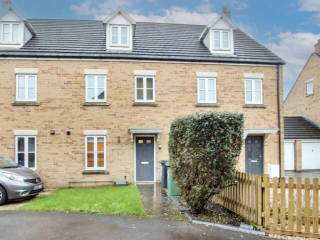 Hackney Way, Westbury 3 bed terraced house to rent £1,295 pcm £299 pw