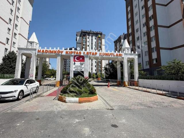 Hadımköy Kiptaş'ta Satılık 2+1 Daire 70m² Net