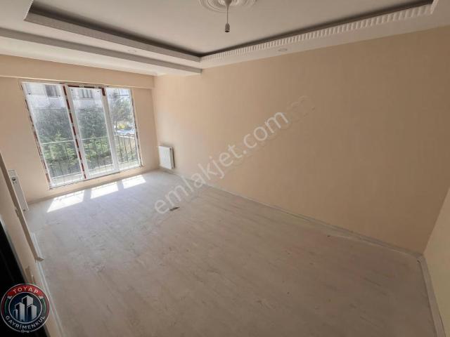 Hadımköy Merkezde Kiralık Sıfır Asansörlü Açık Otoparklı Daire