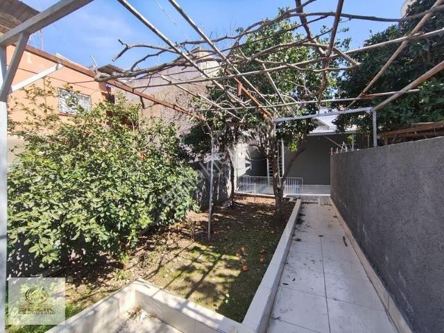Hadırlı Da 2+1 Odalı Bahçeli Temiz Yıllık Kiralık Müstakil Ev