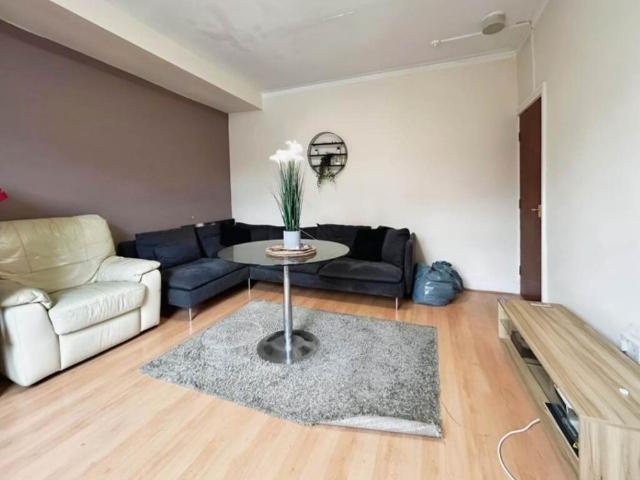 Haddon Avenue Room 6, Burley, Leeds
