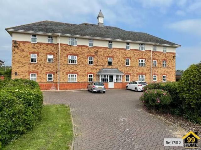 Haddon Park, Colchester, Essex CO1, 2 bed flat to rent, £1,200 pcm | PrimeLocation