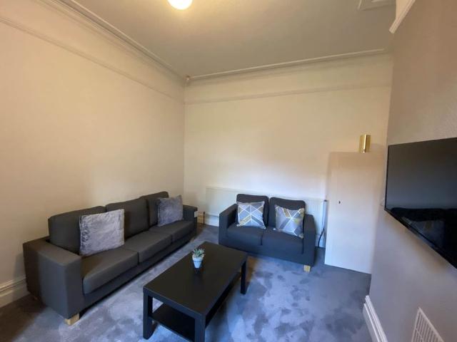 Haddon Road Room 2, Burley, Leeds
