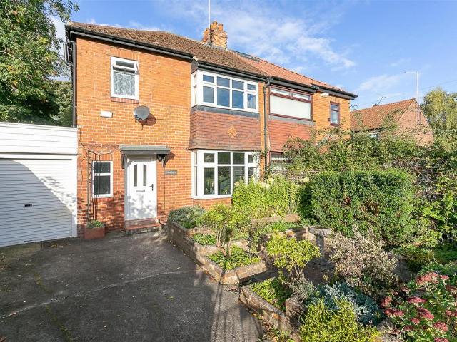 Haddricks Mill Road, South Gosforth. 3 bed semi detached house to rent £1,650 pcm £381 pw