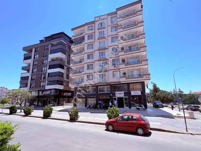 Hadi Gayrimenkulden Antep Yolu Üzerinde Satılık 3+1 Daire