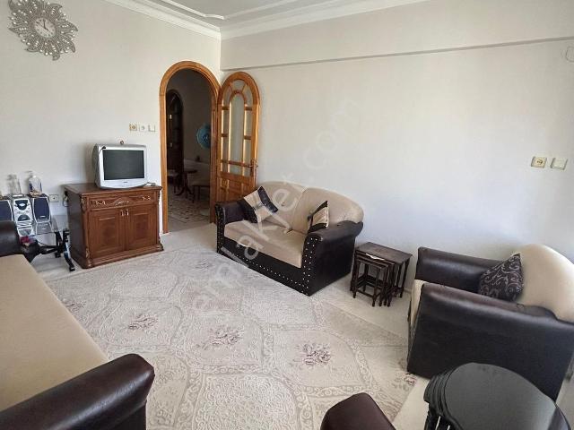 Hadi Gayrimenkulden Çarşı Merkez Nemika Caddesi Kiralık 3+1 Dair