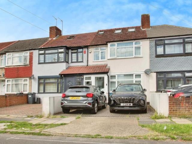 Hadley Gardens, Southall UB2, 5 bed terraced house to rent, £2,895 pcm | PrimeLocation