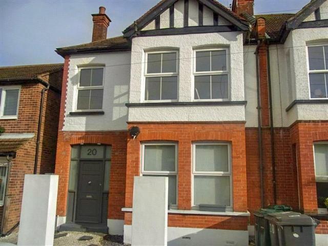 Hadley Road, Barnet, Herts, EN5 2 bed apartment to rent £1,750 pcm £404 pw