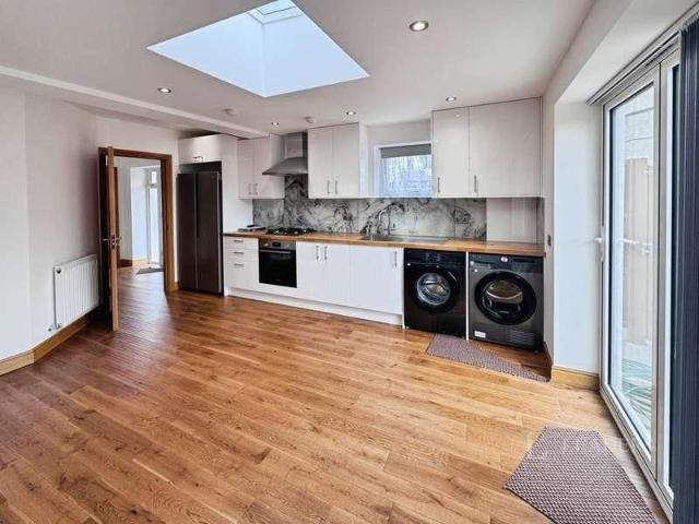 Hadley Road, Bilston, West Midlands, WV14