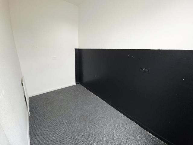 Hadrian Street, Sunderland, SR4 2 bed cottage to rent £700 pcm £162 pw