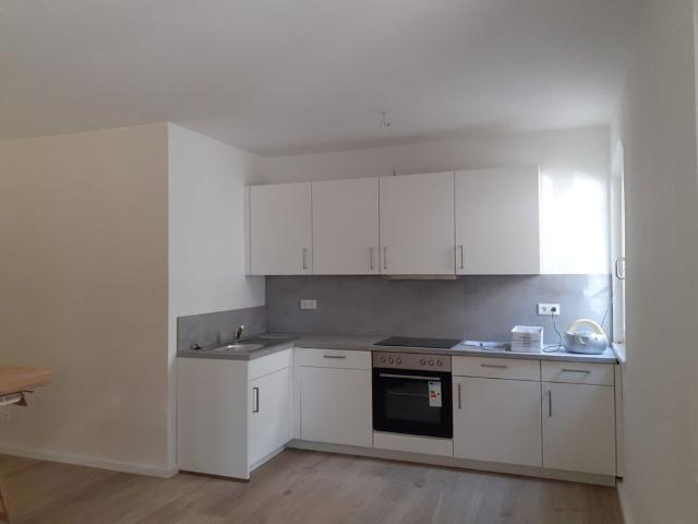 Hafennah gelegene 2 Z Souterrainwohnung, frisch renoviert, in Husum zu vermieten! Otto Stöben GmbH