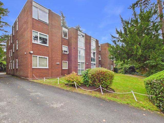 Hagley Road, Stourbridge, West Midlands DY9, 2 bed flat to rent, £1,050 pcm | PrimeLocation