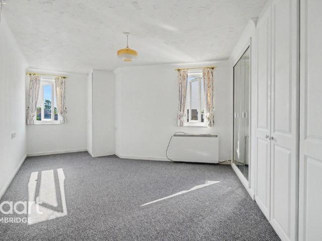 Haig Court, CAMBRIDGE 1 bed apartment to rent £1,000 pcm £231 pw