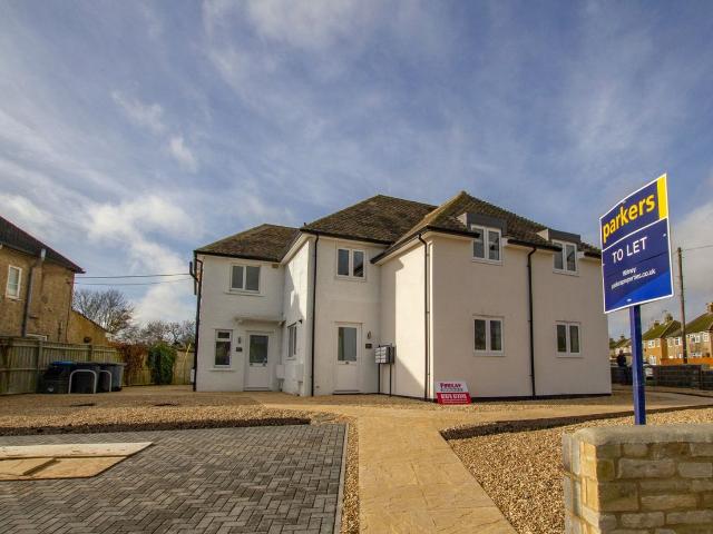 Hailey Road, Witney OX28, 2 bed flat to rent, £1,175 pcm | PrimeLocation