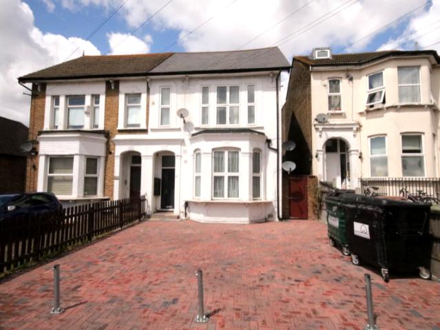 Hainault Road 2, London E11, 1 bed property to rent, £675 pcm | PrimeLocation