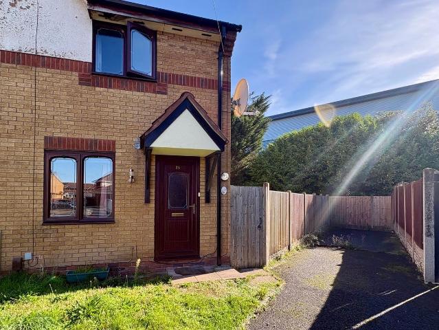 Haines Close, Tipton DY4, 2 bed property to rent, £975 pcm | PrimeLocation