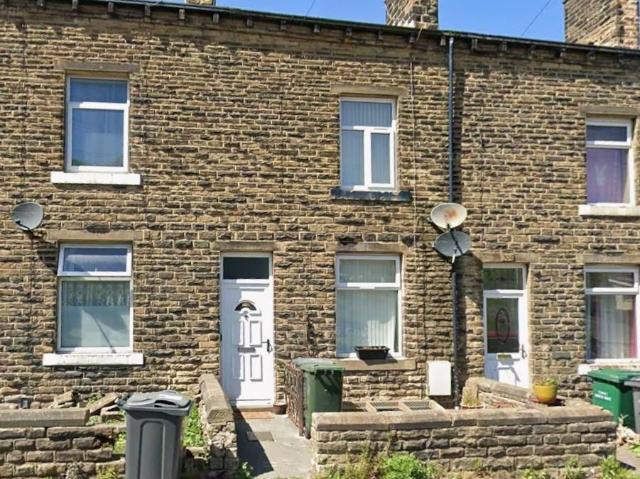 Hainworth Wood Road, Keighley BD21, 4 bed terraced house to rent, £850 pcm | PrimeLocation