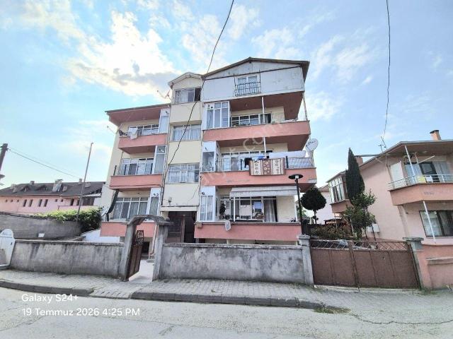 Hak Emlak'tan Cumhuriyet Mahallesinde Kiralık 2+1 Geniş Daire