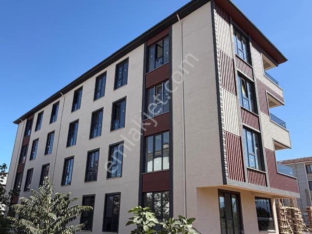 Hak Emlak'tan Aziziye Mahallesinde Kiralık 3+1 Geniş Daire