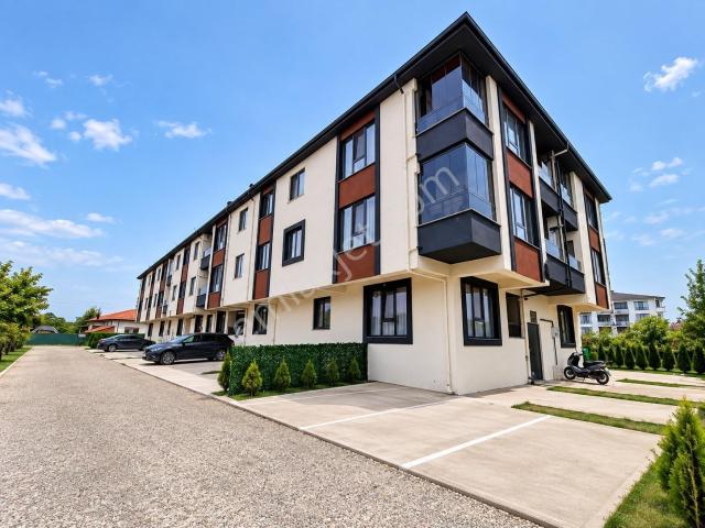 Hak Emlaktan Derelitütüncü Mahallesinde Kiralık 2+1 Fırsat Daire
