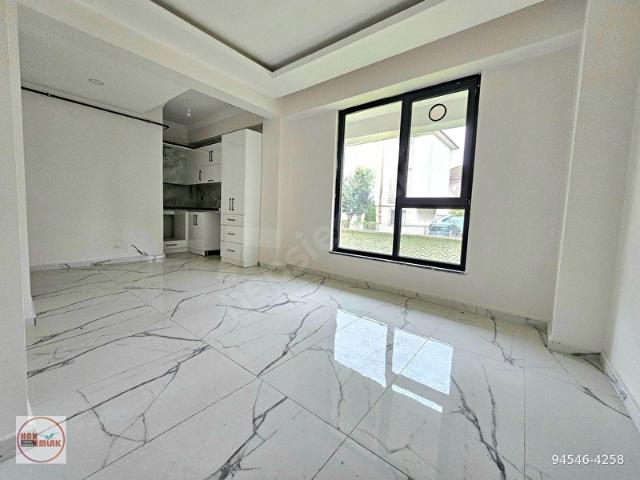 HAK EMLAK'TAN EBEVEYN BANYOLU SATILIK 2+1 SIFIR DAİRE