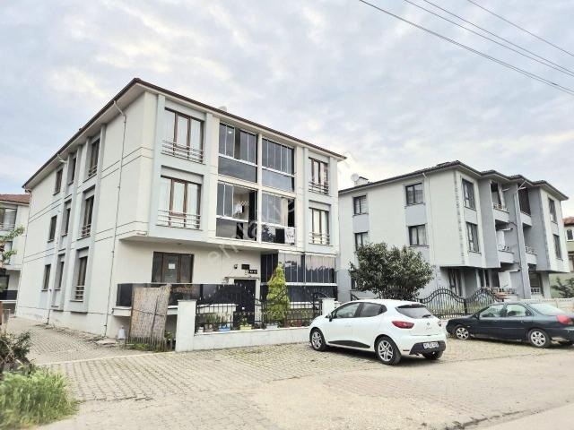 Hak Emlak'tan Koçyazı Mah.de Ebeveyn Banyolu Satılık 3+1 Daire