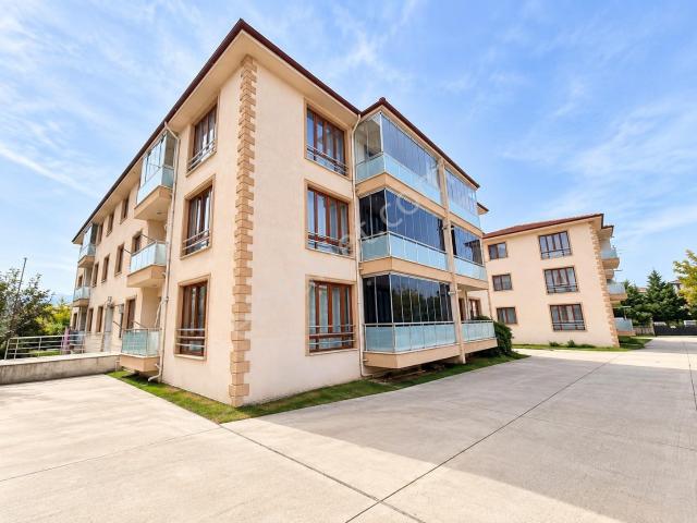 Hak Emlak'tan Körpeşler'de Memursen Yanı Kiralık 3+1 Geniş Daire
