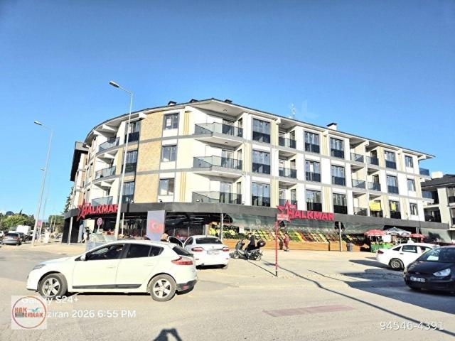 HAK EMLAK'TAN İSTANBUL CADDESİ ÜZERİNDE SATILIK 1+1 DAİRE