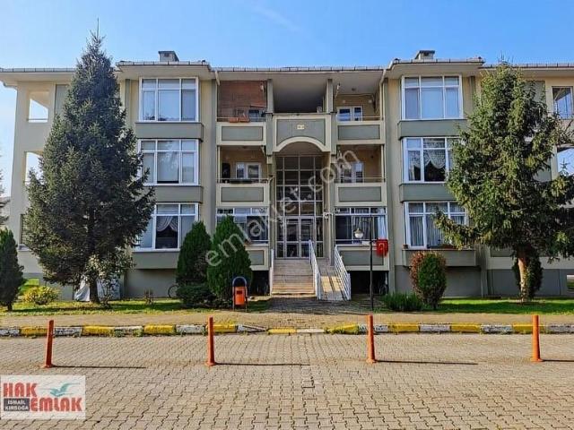 Hak Emlak'tan Merkezi Konumda Memursen Evleri Kiralık 3+1 Daire