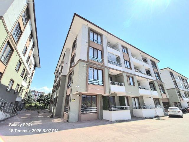 Hak Emlak'tan Üniversite Bölgesinde Kiralık Geniş 1+1 Daire