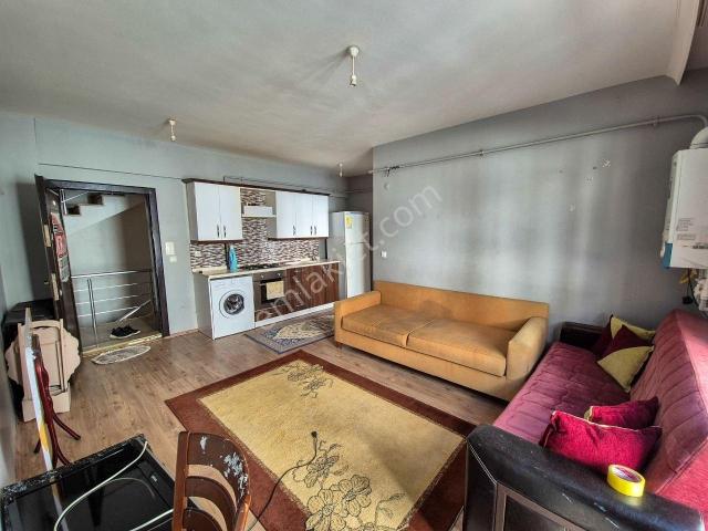 Hak Emlak'tan Üniversite Bölgesinde Satılık 1+1 Eşyalı Daire