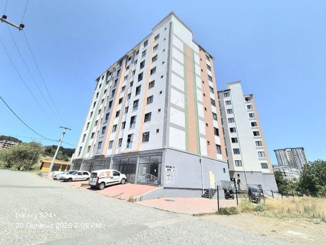 Hak Emlak'tan Üniversite Bölgesinde Satılık 2+1 Eşyalı Daire