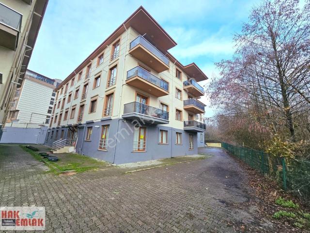 Hak Emlak'tan Üniversite Bölgesinde Satılık 2+1 Eşyalı Daire
