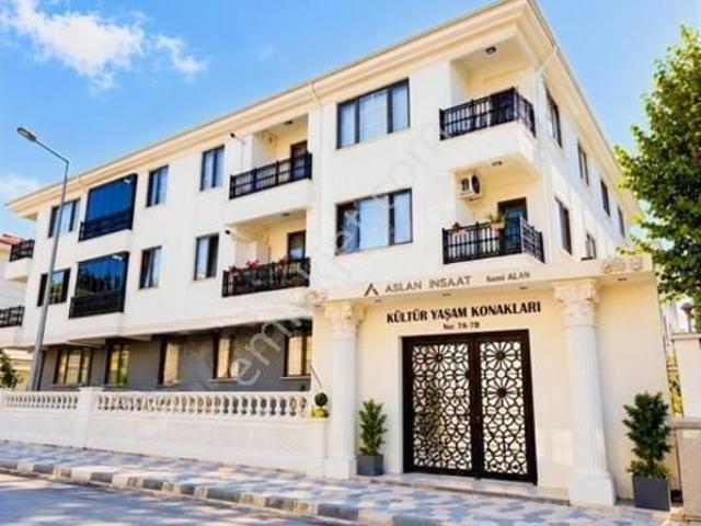 Hak Emlak Kültür Mahallesı'nde Yüksek Gırış 2 + 1 Satılık Daıre