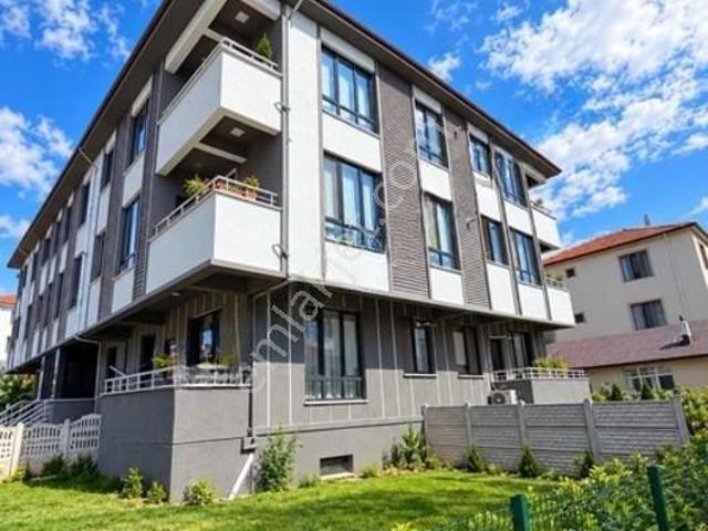 Hak Eml'tan Azızıye Mahallesı'ne 3 + 1 Kıralık Daıre