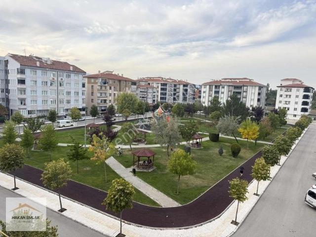 Hakan Emkak'tan Hz İbrahim Camii Civarı 3+1 Kiralık Daire!
