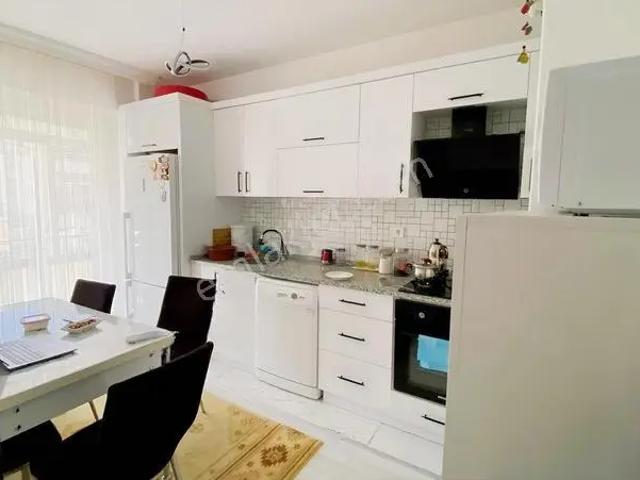 Hakan Emlak Kapaklıda 3+1 Satılık Daire