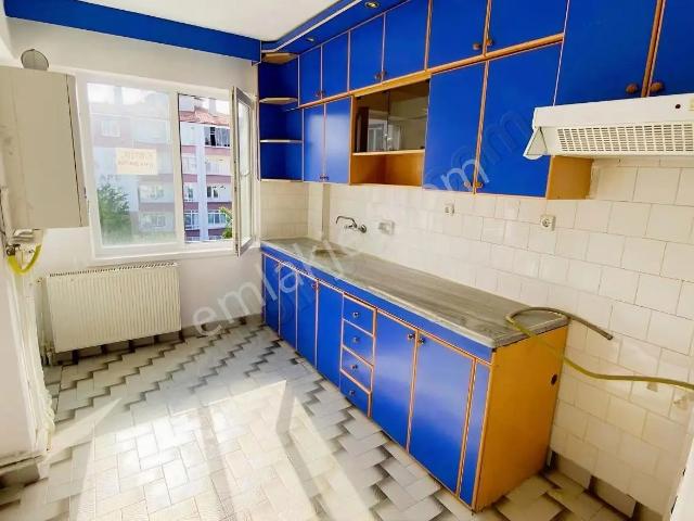 Hakan Emlak Mimarsinan Bosna Parkı Civarı Kiralık 4+1 Daire!