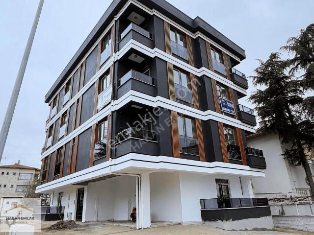 Hakan Emlaktan Avm / Orman Müd. Karşısı 1+1 Satılık Daire