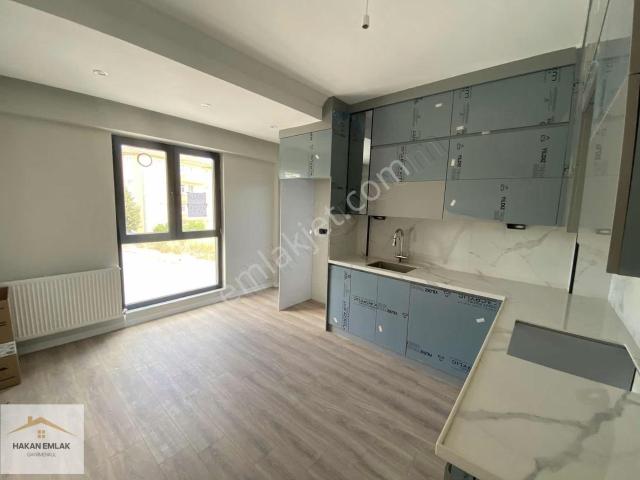 Hakan Emlak'tan Bahçelievler Mahallesinde 2+1 Kiralık Daire