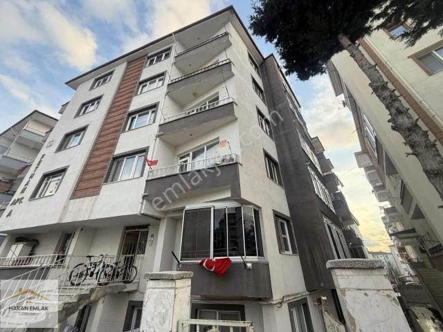 Hakan Emlaktan Ekin Caddesinde Satılık Daire