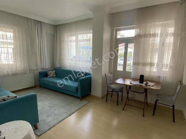 Hakan Emlak'tan Fen Edebiyat Fakültesi Civarı 1+1 Eşyalı Kiralık