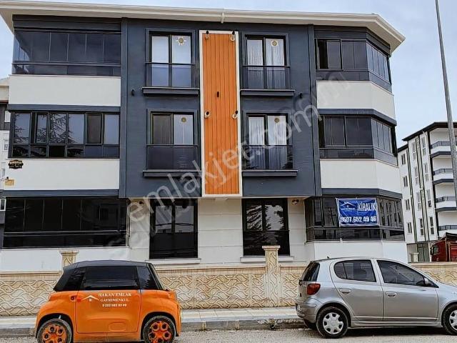 Hakan Emlaktan Hastane Bölgesi Full Yapılı 3+0 Kiralık Daire