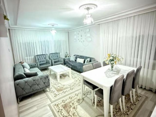 Hakan Emlaktan İkbal Kent Sitesinde Satılık 3+1 Daire