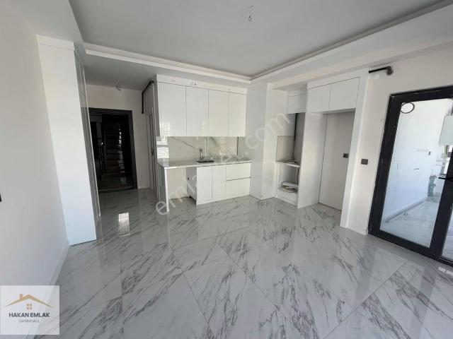 Hakan Emlaktan Kentpark Hastane Bölgesi Kiralık 2+0 Daire