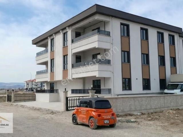 Hakan Emlaktan Kentparkta son 1 Adet 3+0 Satılık Sıfır Daire