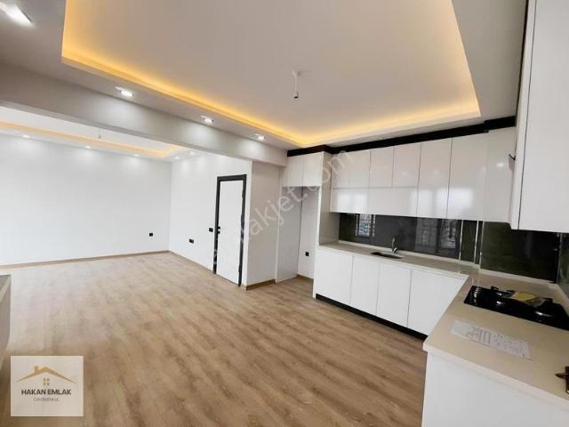 Hakan Emlaktan Lozanlarda Anahtar Teslim 3+1 Satılık Daire