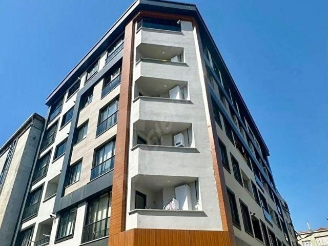 HAKAN GAYRİMENKUL'DEN ZEYTİNBURNU'NDA 2+1 FIRSAT SIFIR DAİRE